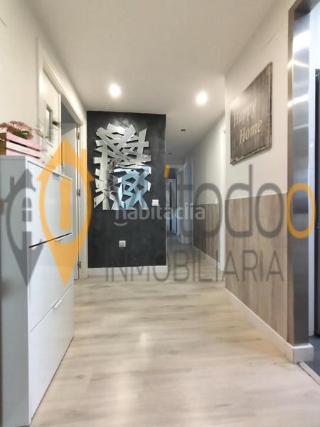 Foto 7f889574-e7ca-48d9-bd64-f1179283c85e. Appartamento con parcheggio in colores - entreparques Sevilla