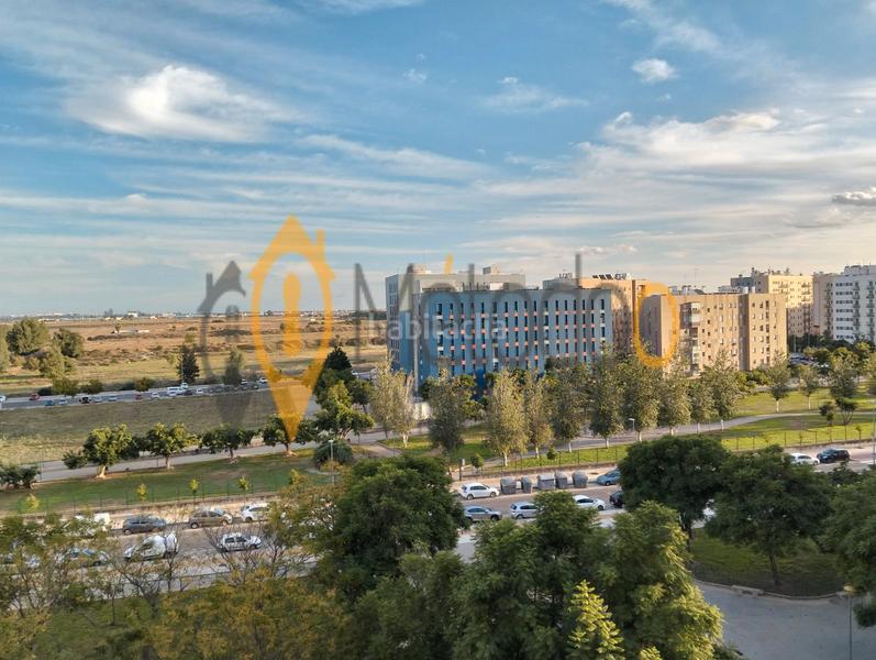 Foto e897921a-c1f3-4976-8b71-f6f7c8d848d4. Appartamento con parcheggio in colores - entreparques Sevilla