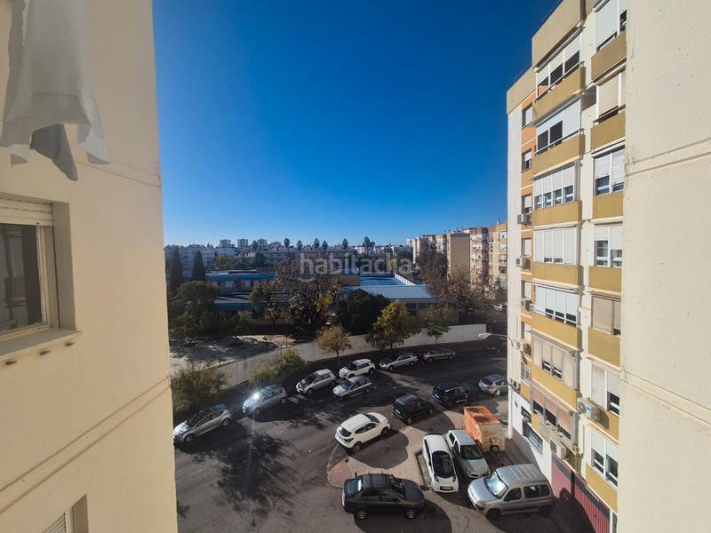 Foto 0171323e-fbbb-4ca8-8bde-d6395e735a31. Appartamento in barriada los príncipes fase v 6 in Sevilla