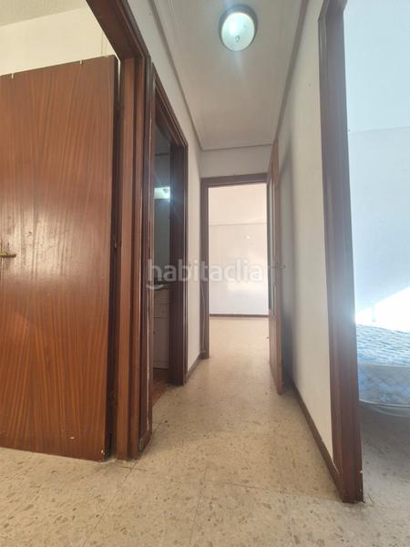 Foto 452e50ce-24b1-4ffe-abd6-7bd967ea6374. Appartamento in barriada los príncipes fase v 6 in Sevilla