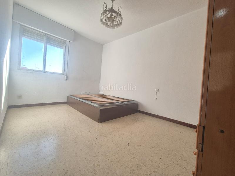 Foto 4dfc881c-8315-4c8a-ba3c-0f6c3b66be09. Appartamento in barriada los príncipes fase v 6 in Sevilla