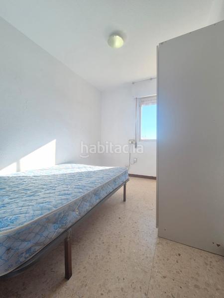 Foto 58c3dfae-9fc4-47b9-9f97-bd03b2766bae. Appartamento in barriada los príncipes fase v 6 in Sevilla