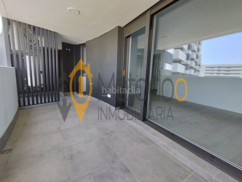Foto 6e285e5b-6b0a-477b-9dea-7ac6b1a01bca. Rent flat with heating parking pool in Torreblanca Sevilla