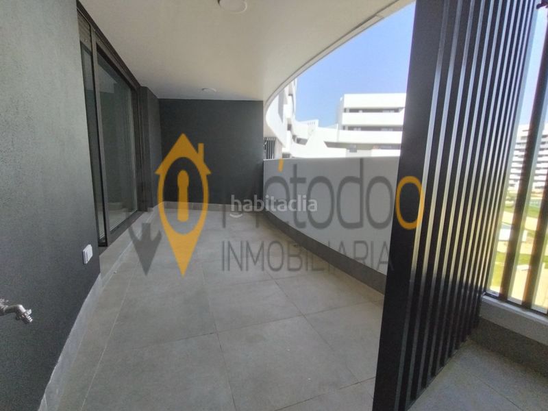 Foto abebffcb-290a-464a-ac68-06d347a490a1. Rent flat with heating parking pool in Torreblanca Sevilla