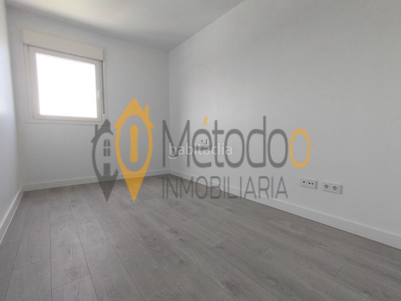 Foto eacf2c06-6ab2-4348-953b-80fcfd6f627c. Rent flat with heating parking pool in Torreblanca Sevilla
