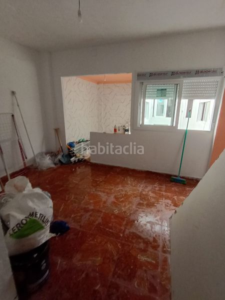 Foto aeace799-b599-45d5-8f7e-aaa1e89508bf. Pis a calle torrelaguna 47 a Torreblanca Sevilla