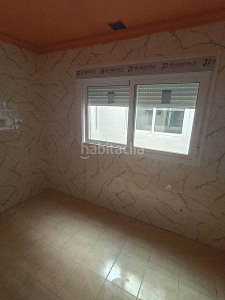 Foto c7645c55-c743-4a21-8438-136938219044. Pis a calle torrelaguna 47 a Torreblanca Sevilla