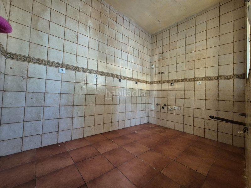 Foto d1ec4a4c-f7e2-4850-a2e8-5ff998c75926. Xalet amb xemeneia aparcament piscina a Oromana Alcalá de Guadaira