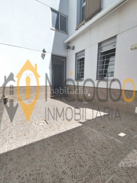 Foto 011d0c3d-05da-4d68-97bb-31c6e9d707ee. Casa adossada amb aparcament a San Jose de la Rinconada