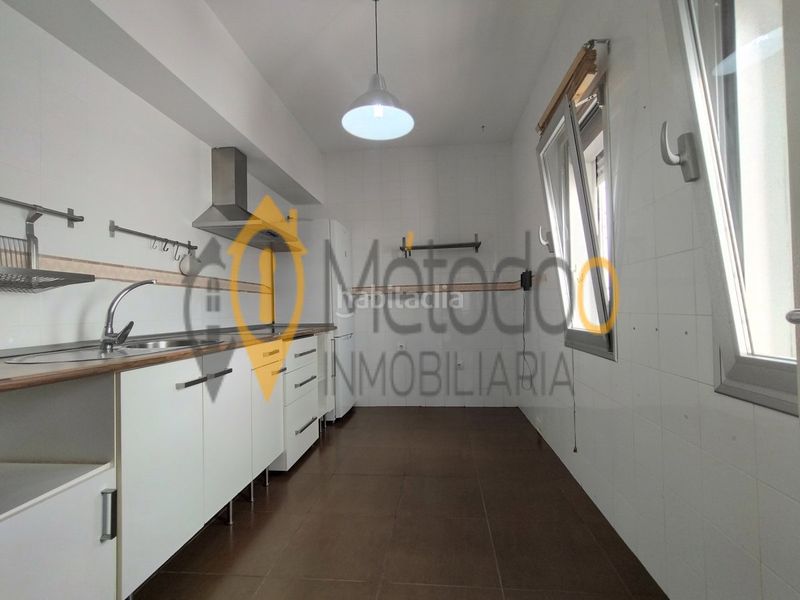 Foto c6f82005-0f06-4721-ad78-e20eb520ce78. Casa adossada amb aparcament a San Jose de la Rinconada