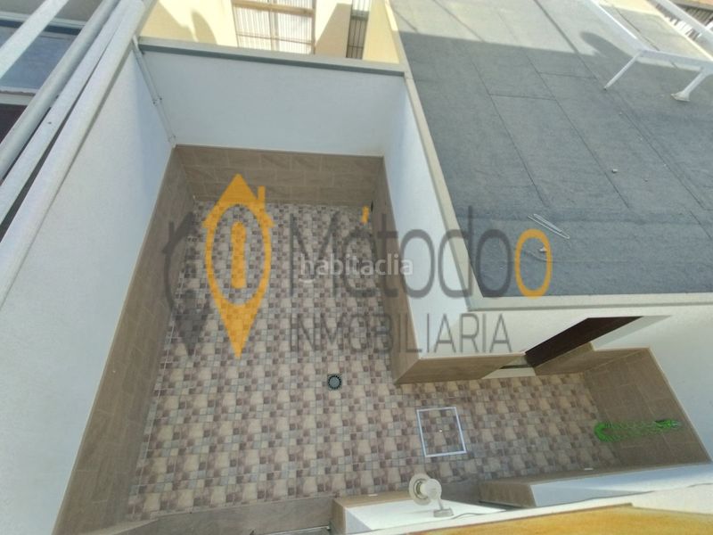 Foto d3457f9a-6646-4b90-b329-e1784311e48b. Casa adossada amb aparcament a San Jose de la Rinconada