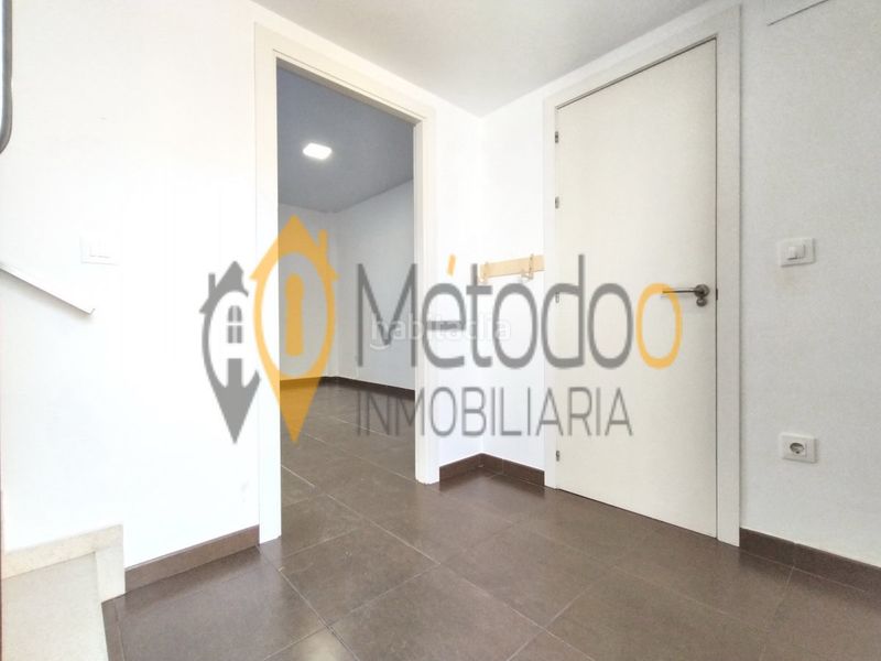 Foto eb54d447-ea48-4e24-a8ad-aed309fad96a. Casa adossada amb aparcament a San Jose de la Rinconada