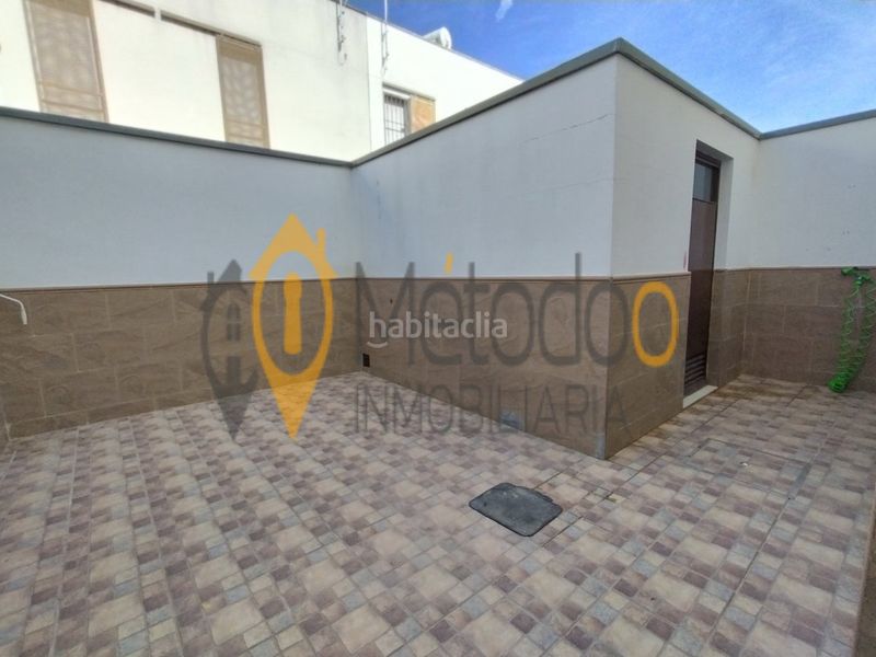 Foto f015bb30-fa36-479a-93c4-1cabfb58fcf6. Casa adossada a San Jose de la Rinconada