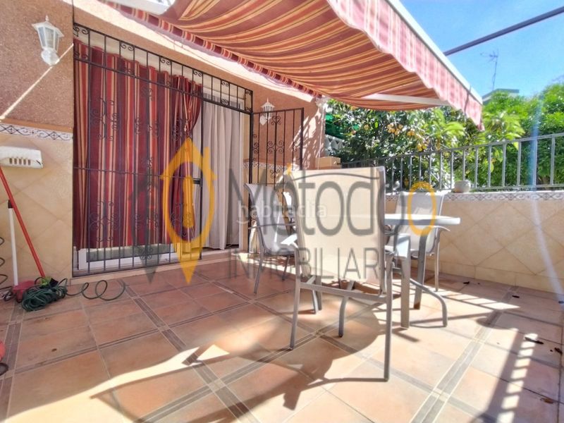 Foto eb21a10f-36a8-40c4-b3ad-2e233a649b00. Casa adossada a Juan XXIII - Rochelambert Sevilla