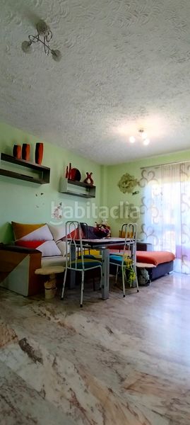 Foto 4bfff8a3-a61a-446f-98a9-c444960e3a5f. Pis amb aparcament a colores - entreparques Sevilla