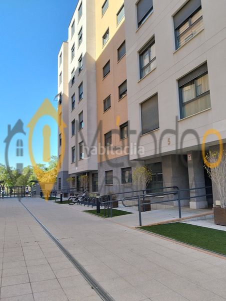 Foto bd670cd3-d035-465f-963e-f7c1963af96a. Pis a calle las navas 2 a Palmete Sevilla