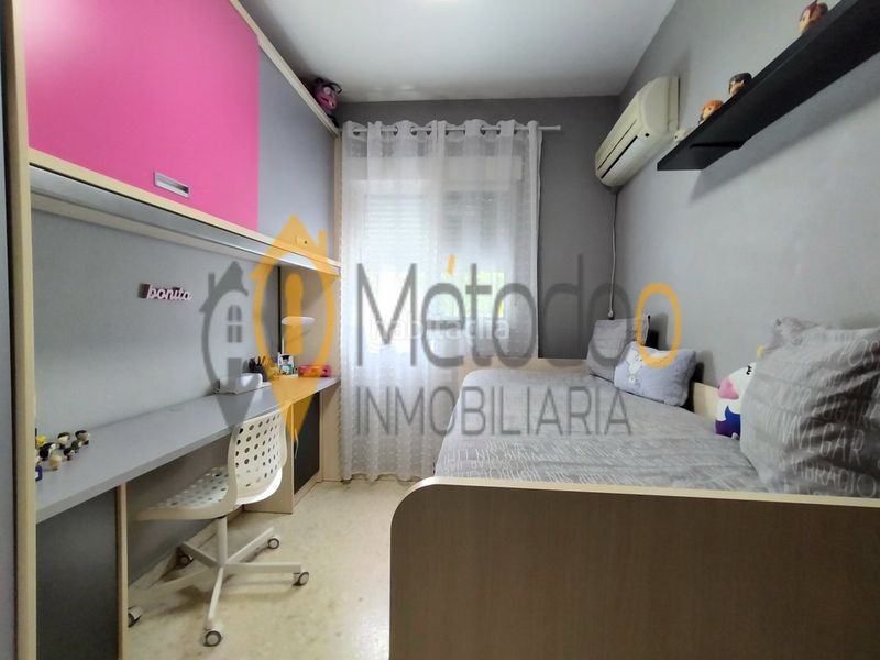 Foto f049b604-dd70-406f-adb7-1298a77ea1a5. Pis amb calefacció aparcament a Palmete Sevilla