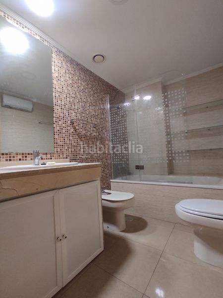 Foto 59425f14-d147-48ee-a9d2-75276d528617. Pis amb aparcament piscina a colores - entreparques Sevilla