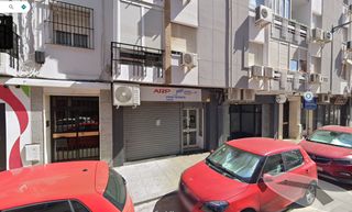 Appartement  Calle fernando iv 23x. Exclusiva vivienda en los remedios con vistas al guadalquivir