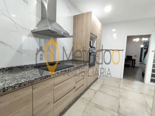 Semi detached house  Calle igualdad. Igualdad 170.000€
