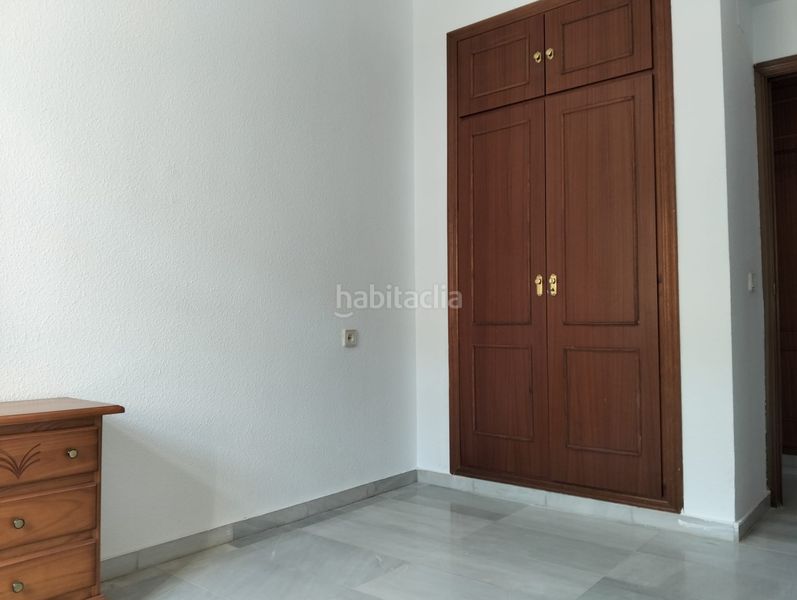 Foto 66c7a966-8753-4141-b330-0e2293f3252f. Piso calle mallen en La Calzada - La Florida Sevilla
