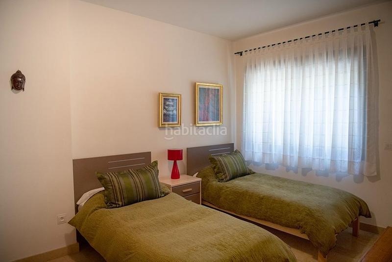 Foto 1d0cbdde-333a-432b-b46a-bbc9064463ad. Chalet mit heizung parking in El Zaudín - Club de Golf Bormujos