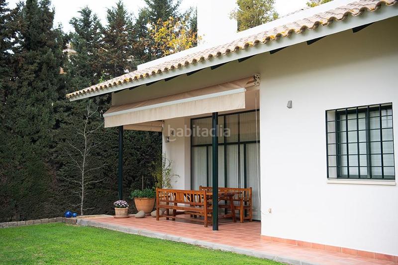 Foto 4c20585c-4924-454d-ab8e-8b786d327ad5. Chalet mit heizung parking in El Zaudín - Club de Golf Bormujos