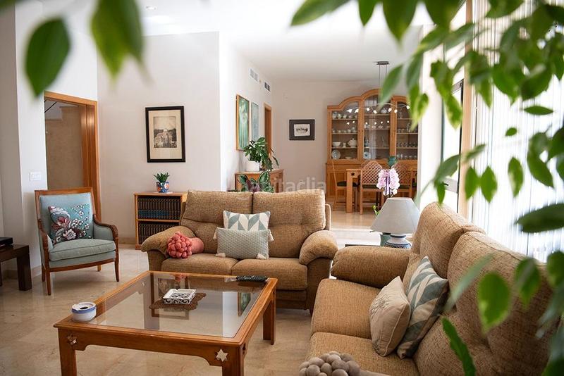 Foto 68208e52-cdb9-48ee-a913-29907e200da6. Chalet mit heizung parking in El Zaudín - Club de Golf Bormujos