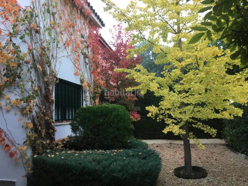 Foto a0ab4b40-d368-4041-b758-e97a6744fc4d. Chalet mit heizung parking in El Zaudín - Club de Golf Bormujos