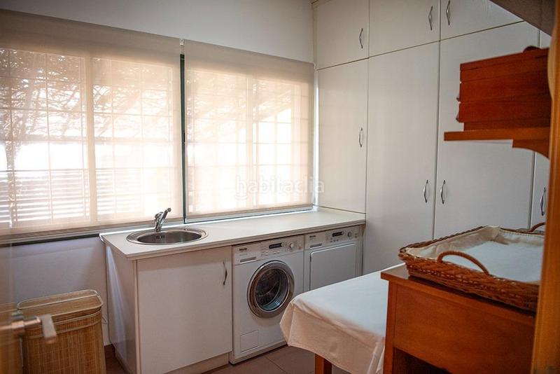 Foto d8e58b92-0d0e-4a43-9f3c-c260838c0853. Chalet mit heizung parking in El Zaudín - Club de Golf Bormujos