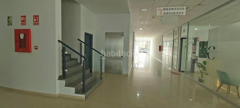 Foto 0f81070b-1ace-488e-8aa3-a654316cb695. Oficina la oficina que buscabas y a un precio inmejorable en Bollullos de la Mitación