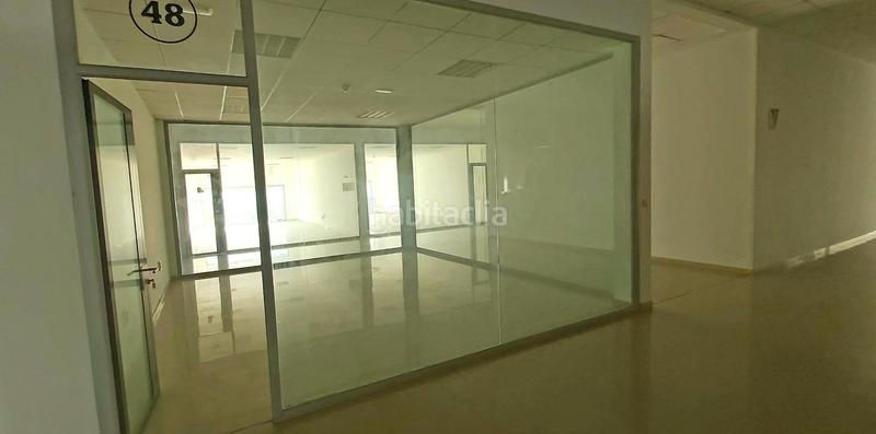 Foto 6e32574e-b31d-4812-9e03-c6fbf4107c42. Oficina la oficina que buscabas y a un precio inmejorable en Bollullos de la Mitación