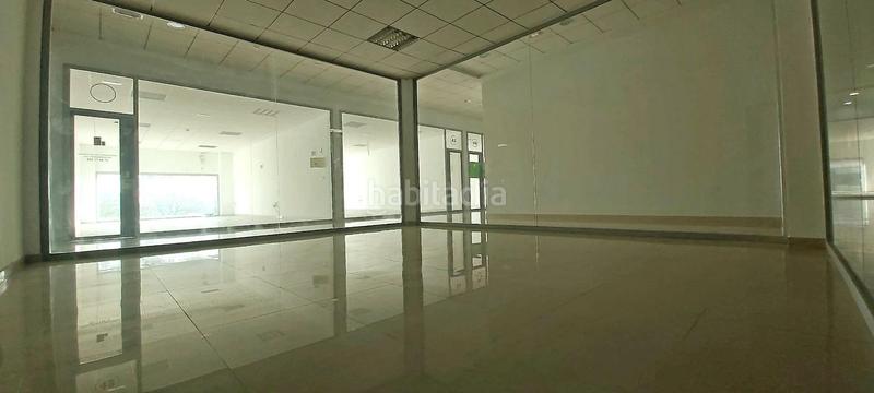 Foto ff876139-7ea9-4508-8078-04ca99cee859. Oficina la oficina que buscabas y a un precio inmejorable en Bollullos de la Mitación