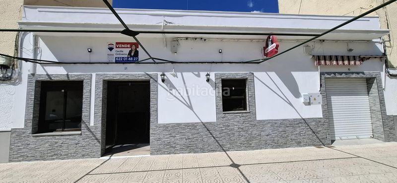 Foto 01cabecd-806c-499f-9b83-9ec141452092. Local comercial a Lora del Río