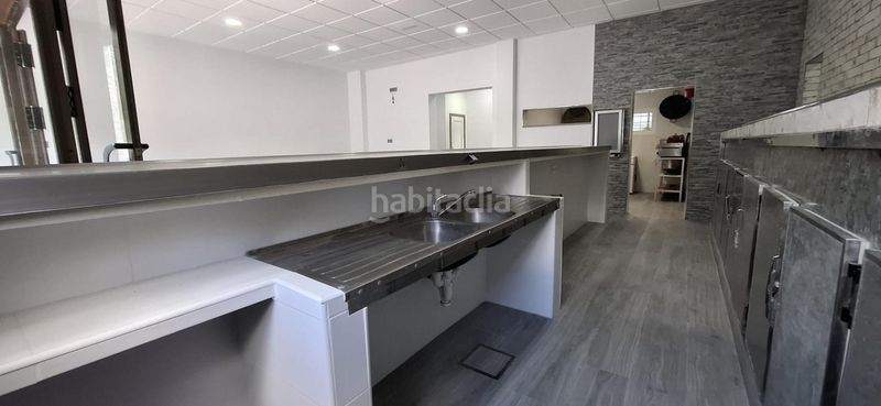 Foto 0c1069ae-47d3-4119-8156-40e6a15463af. Local comercial a Lora del Río