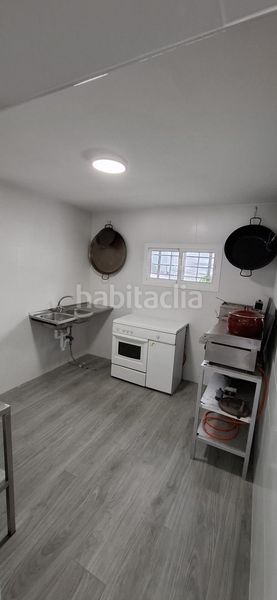 Foto 585f6c0e-53f6-46cd-99a5-6fb2a00fb3be. Local comercial a Lora del Río