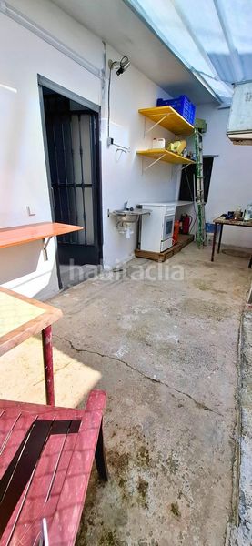 Foto b2a78f69-d5e0-4dd9-822f-8a1fd0a833ac. Local comercial a Lora del Río