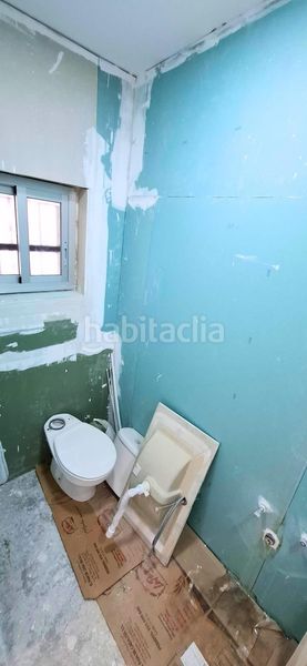Foto df19fe94-1dbe-4273-84fd-dd8969ad8113. Local comercial a Lora del Río