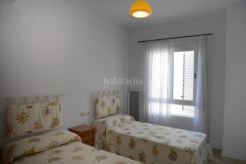 Foto 3b2f41c2-0d28-4671-8438-ff711ee525e5. Casa pareada estupenda casa en olivar de Aljamar. en Tomares