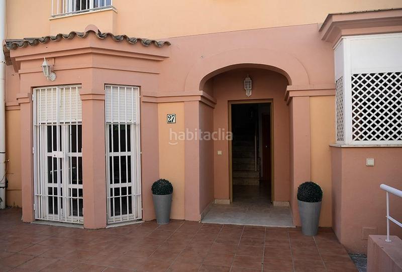 Foto a0908afb-712c-428f-93b0-cac602ba2540. Casa pareada estupenda casa en olivar de Aljamar. en Tomares