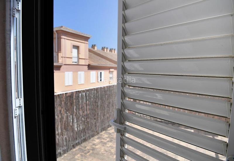 Foto d6cb9d22-4fa0-403b-9a58-78779125a681. Casa pareada estupenda casa en olivar de Aljamar. en Tomares