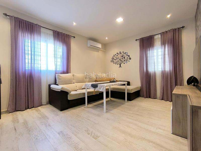 Foto 1e90ae2c-5269-44fd-9685-07215814c44c. Casa  en venta en Gines