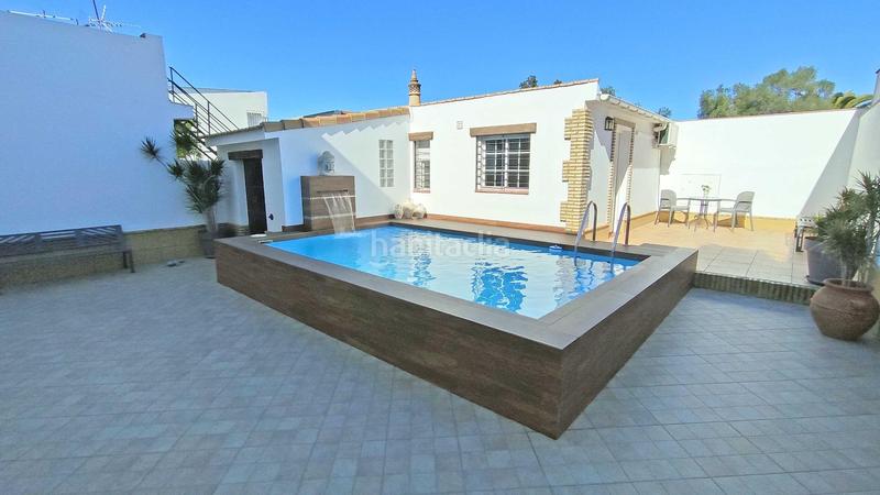 Foto 6aa83aa6-9c8e-4658-9cc1-ab1233430d9e. Casa  en venta en Gines