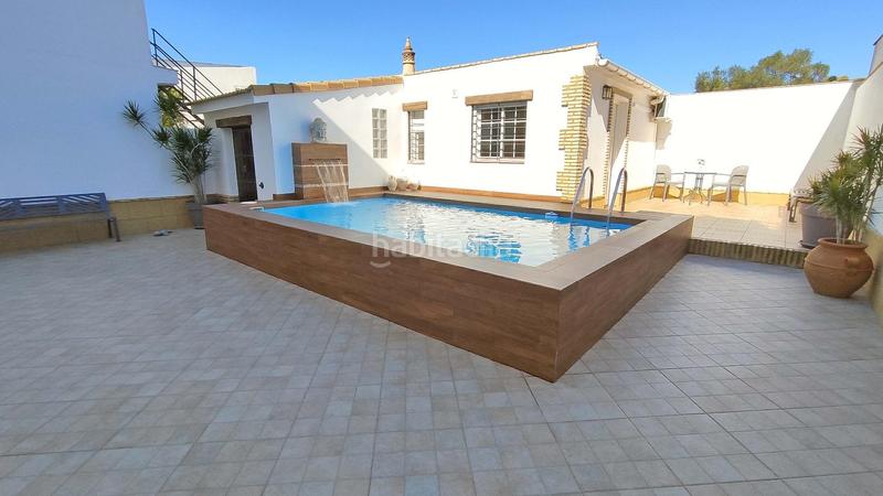 Foto b353dca0-ac23-4bee-8f14-ccd2f43c8d34. Casa  en venta en Gines