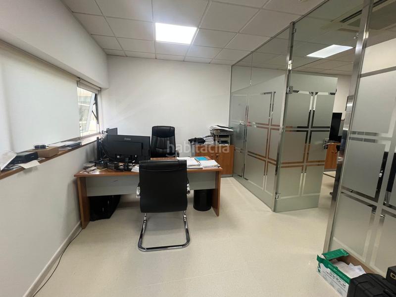 Foto 66bd0efe-e37d-4708-b2d9-70d4ad710aff. Oficina en calle peru 49 tu próxima oficina estratégica te espera ! en Bormujos