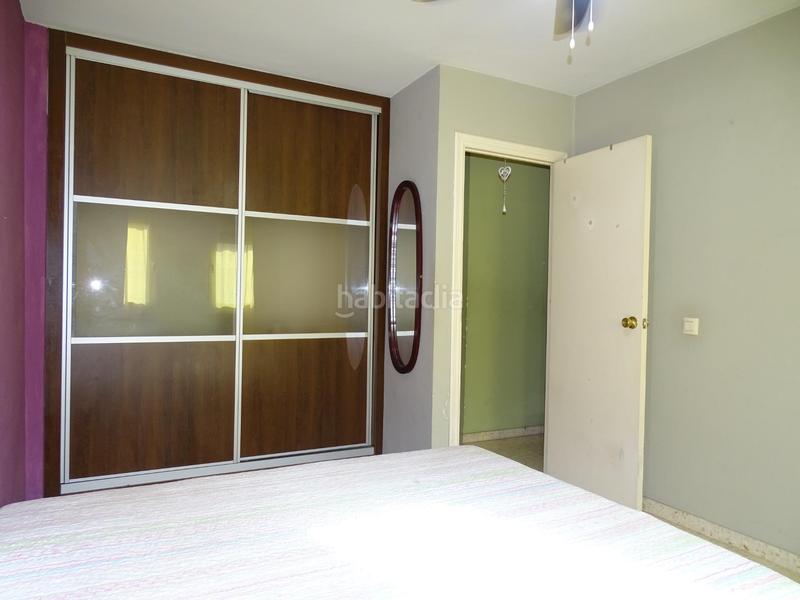 Foto 3967807e-602d-45ba-a786-1cbac98a8d57. Casa adossada amb calefacció aparcament a Centro Tomares