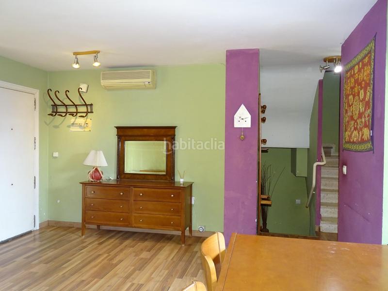 Foto fc8c5a2f-6049-443c-ae3a-ec34d94d42d8. Casa adossada amb calefacció aparcament a Centro Tomares