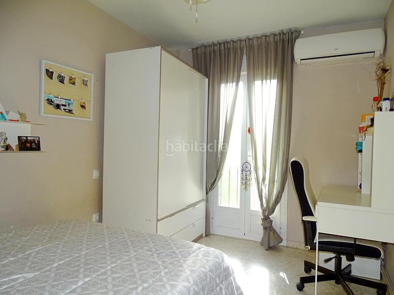 Foto ff74cbff-bf5a-405f-b6ed-802d2215c931. Casa a schiera con riscaldamento parcheggio in Centro Tomares