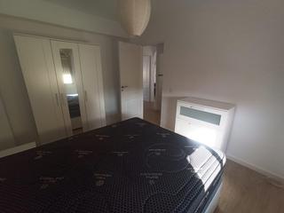Location Appartement  Avenida pio xii. Amplia y luminoso piso ideal para estudiantes en ubicación privi