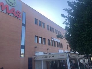 Büro  Plaza agua del. Fantástica oficina en pleno centro de tomares.